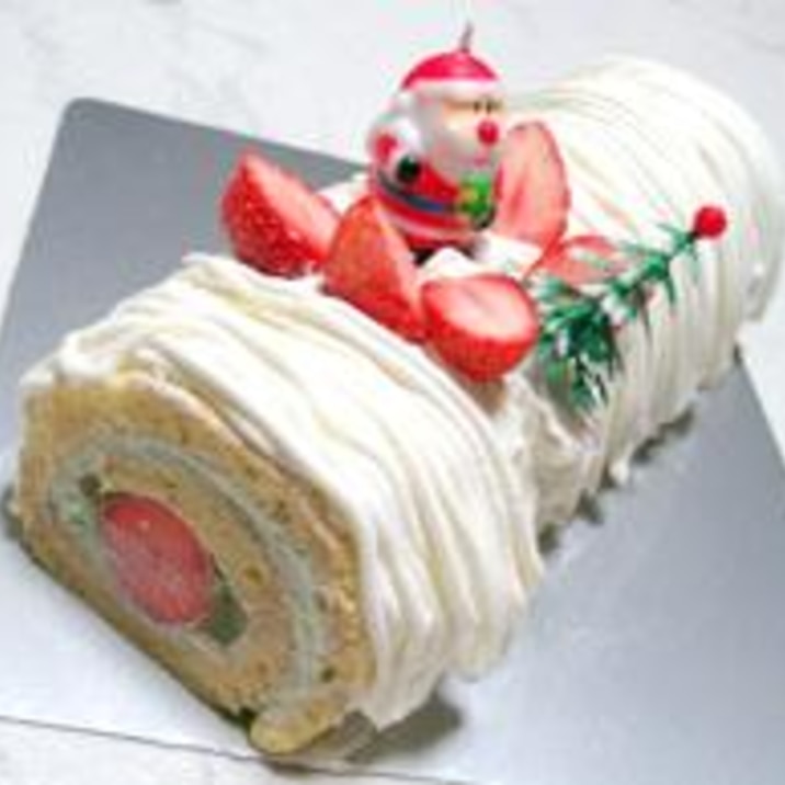 クリスマスに！ホワイトロールケーキ